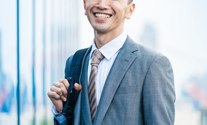 43歳、初めての転職。印象や喋り方まで意識した面接対策で、驚異の「面接全通過」!【担当:栗山 卓也】
