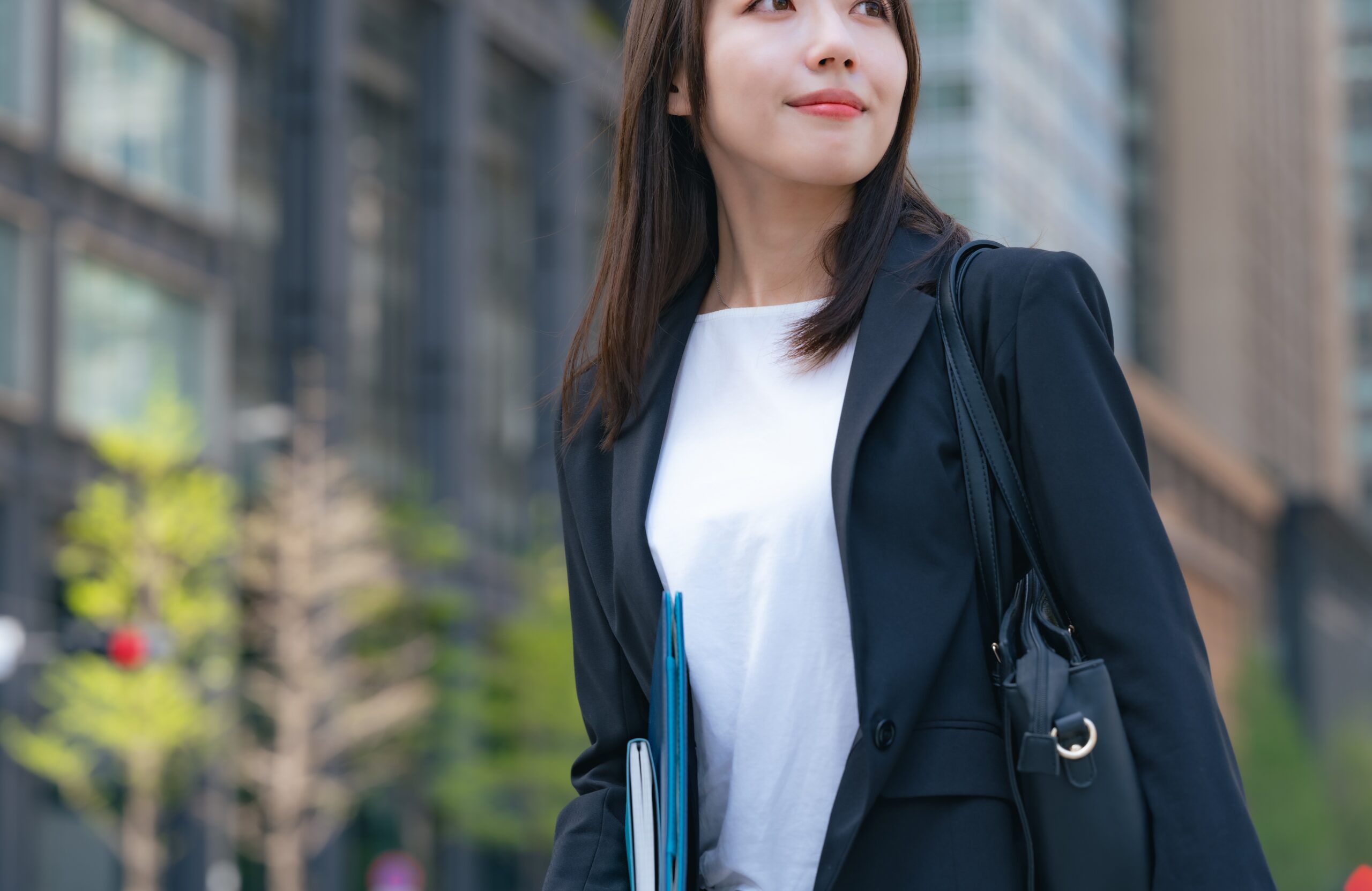 多忙な時期でも乗り越えられる!業界選びから内定まで、手厚いサポートで転職成功【担当:髙山 順子】