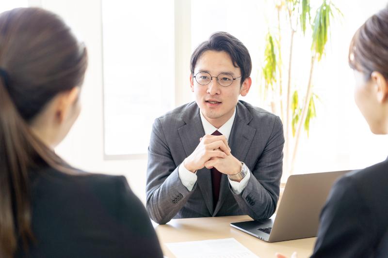 コンサルになるにはどうすればいい?必要なスキルと経験を解説
